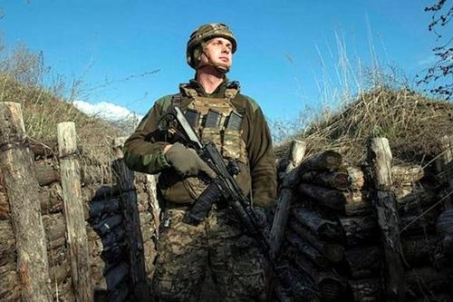 Căng thẳng Nga- Ukraine: Kiev tuyên bố sẵn sàng chiến đấu