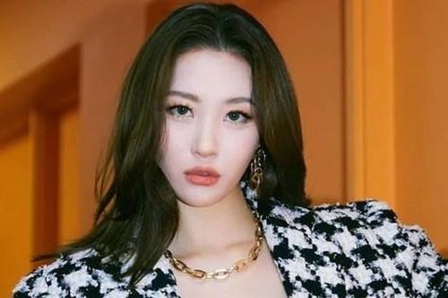 Sunmi lần đầu tiết lộ 'gây sốc': nghệ sĩ rời JYP Entertainment đều do Giám đốc J. Y. Park