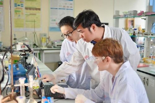 Nhân lực ngành công nghiệp vật liệu: Giải bài toán thiếu hụt thế nào?