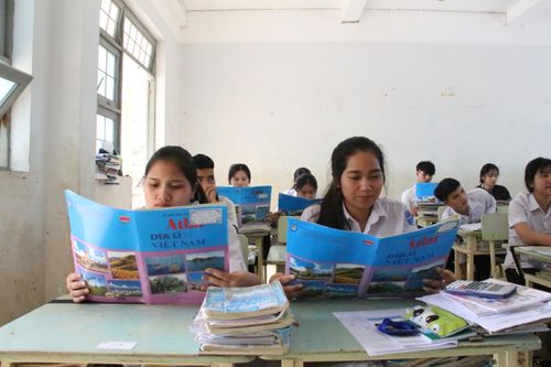Ôn thi tốt nghiệp THPT môn Địa lí: Nắm chắc kiến thức dễ dàng đạt điểm 7