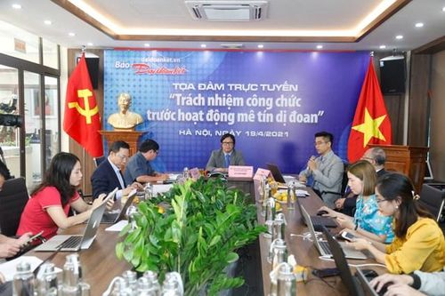 Tọa đàm về 'Trách nhiệm công chức trước hoạt động mê tín dị đoan'