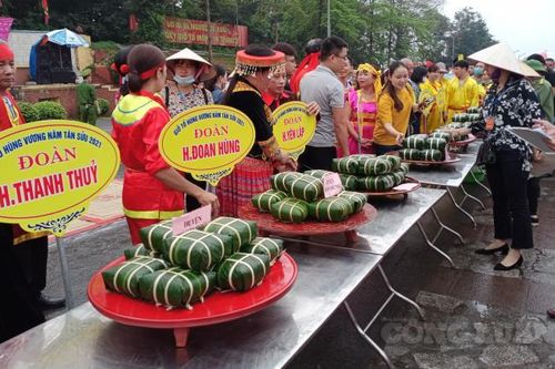 Phú Thọ: Rộn ràng Hội thi gói, nấu bánh chưng và giã bánh giầy lần thứ VIII