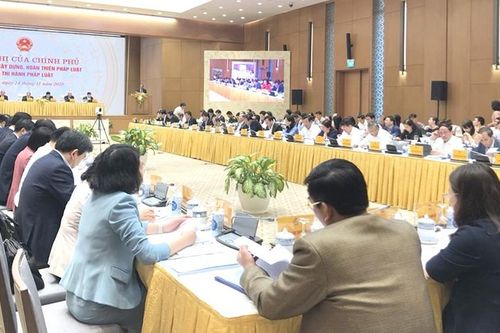 Đưa Nghị quyết Đại hội Đảng XIII của Đảng vào cuộc sống: Nâng cao trách nhiệm người đứng đầu trong xây dựng pháp luật: