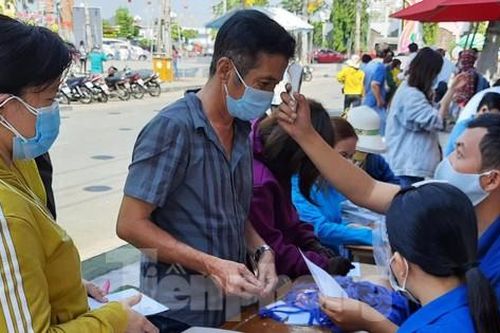 Nơi có 44 ca mắc COVID-19 lấy phiếu của người điều trị và cách ly như thế nào?