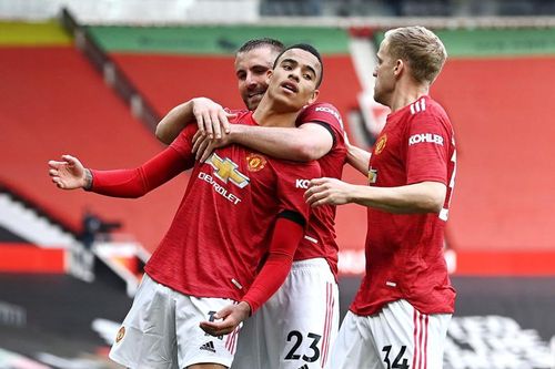 Greenwood rực sáng, MU phả hơi nóng vào gáy Man City