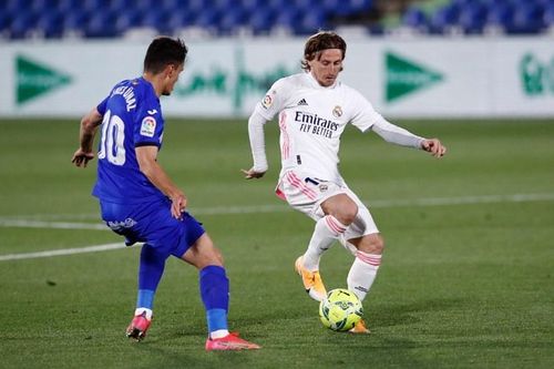 Hòa hú vía, Real Madrid nguy cơ bị Barca vượt mặt