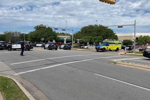 Mỹ: Nổ súng tại chung cư ở Texas khiến 3 người thiệt mạng