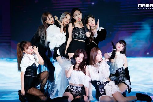 Twice xác nhận trở lại vào tháng 6, quay MV tại đảo Jeju