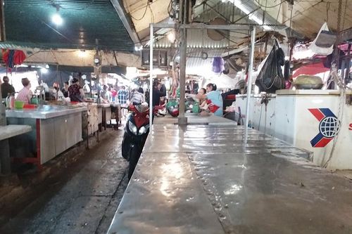 Tiểu thương đóng quầy vì người tiêu dùng miền Trung 'e ngại' với thịt trâu bò