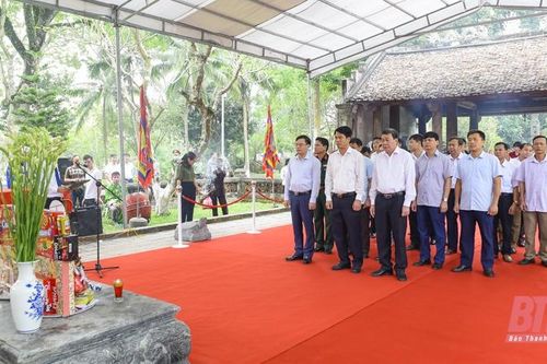 Dâng hương tưởng niệm 1016 năm ngày mất Lê Đại Hành Hoàng đế