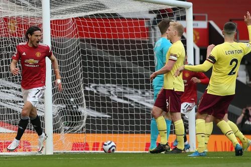 Greenwood rực sáng, MU phả hơi nóng vào gáy Man City