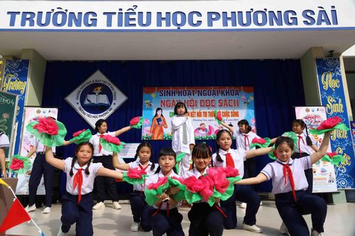 Ngày hội đọc sách tại Trường Tiểu học Phương Sài