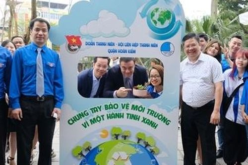 Israel tặng hệ thống tưới tiêu xanh sạch cho Hà Nội