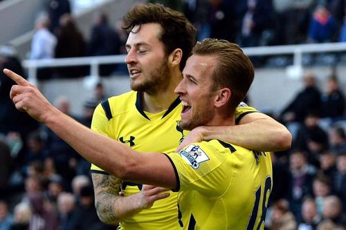 Bạn cùng lứa Harry Kane thay thế Mourinho dẫn dắt Tottenham