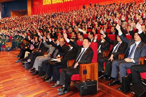 Trị 'bệnh' mất đoàn kết