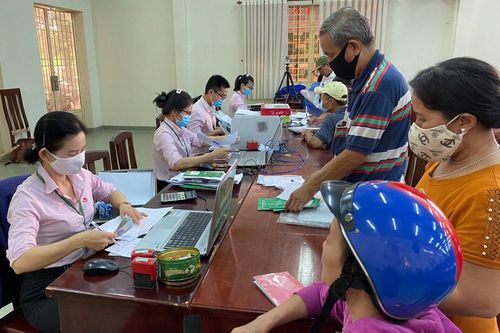 Thành phố Hồ Chí Minh: Tạo thuận lợi cho nông dân vay vốn