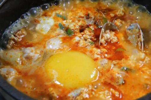 Đậu hũ hấp ngao cho người ăn cay