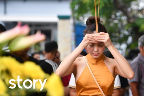 Một ngày của Minh Hằng và bé Bù Tọt trên phim trường