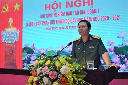 Rút kinh nghiệm đào tạo giai đoạn 1 sĩ quan cấp phân đội trình độ đại học