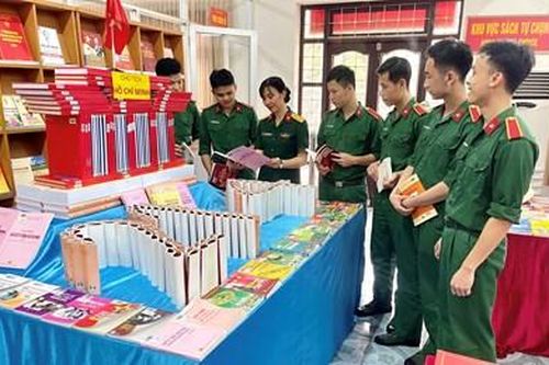 Lan tỏa văn hóa đọc tại Học viện Hậu cần