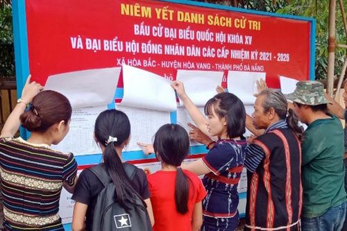 Bầu cử Đại biểu Quốc hội khóa XV và HĐND các cấp nhiệm kỳ 2021-2026: - Cử tri miền núi huyện Hòa Vang phấn khởi hướng về ngày hội lớn