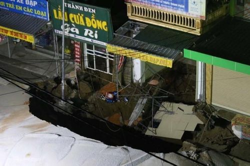 Hố tử thần: Do 'tai biến' địa chất?