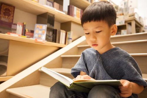 Cách giáo dục kỹ năng giúp con quản trị thay vì kìm nén cảm xúc