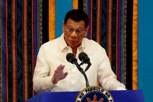 Tổng thống Philippines tuyên bố sẵn sàng đưa tàu chiến ra Biển Đông