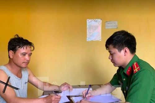 Bắt giữ 'yêu râu xanh' chặn đường, dâm ô bé gái 9 tuổi