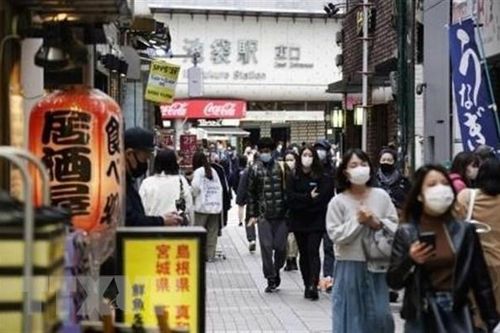 Osaka và Tokyo xem xét kiến nghị tái áp đặt tình trạng khẩn cấp