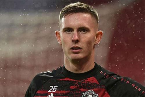 Solskjaer báo động Henderson thi đấu chểnh mảng