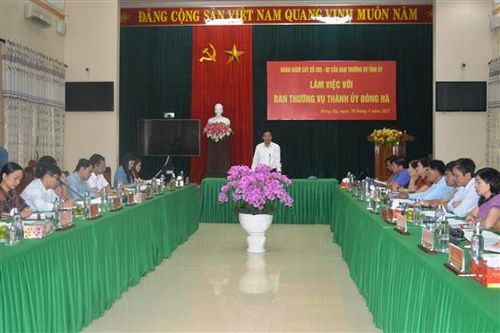 Đoàn giám sát Ban Thường vụ Tỉnh ủy Quảng Trị làm việc với Ban Thường vụ Thành ủy Đông Hà