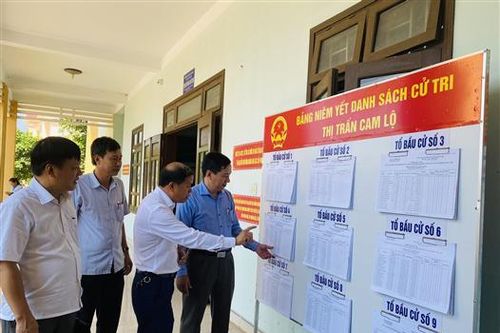 Thường trực HĐND tỉnh giám sát công tác chuẩn bị bầu cử tại huyện Cam Lộ