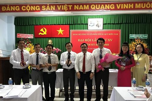 Công tác phát triển Đảng tại Công ty CP Pin Ắc quy Miền Nam - Kim chỉ nam cho thành công của doanh nghiệp