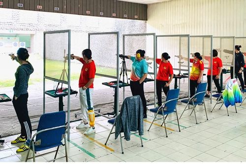 Đoàn Quân đội phá 9 kỷ lục bắn súng trẻ quốc gia