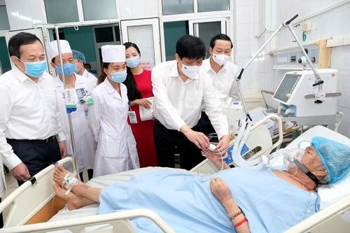 Phấn đấu tới năm 2024, BVĐK tỉnh Thanh Hóa trở thành bệnh viện tuyến cuối của Bộ Y tế