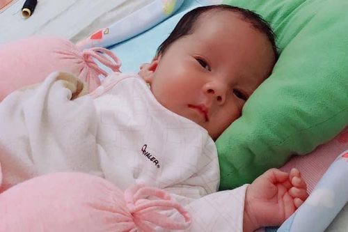 Người phụ nữ 60 tuổi sinh con thành công
