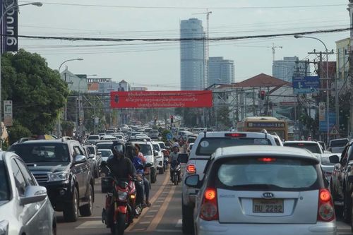 Lào phong tỏa thủ đô 2 tuần để chống dịch