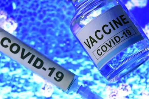Dịch Covid-19 ở Campuchia: Người nước ngoài 'mắc kẹt' được đăng ký tiêm vaccine
