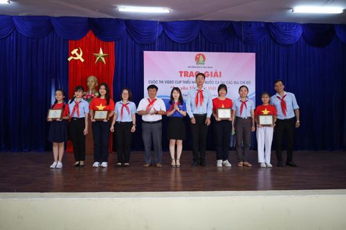 Nha Trang: Trao giải cuộc thi Video clip thiếu nhi hát Quốc ca tại các địa chỉ đỏ