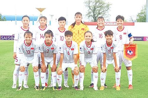 Vụ nữ cầu thủ bị khấu trừ thuế thu nhập cá nhân: Cá nhân đã có thu nhập thì phải kê khai và nộp thuế