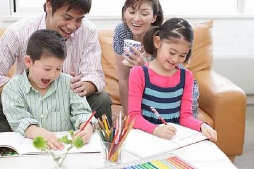 3 điều nhỏ nhặt cha mẹ thường bỏ qua khi nuôi con, sau này lại hối tiếc