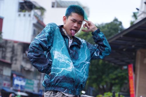 10 bạn trẻ ăn mặc ấn tượng tại buổi casting Rap Việt