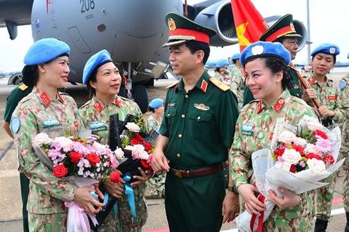 Bệnh viện Dã chiến cấp 2 số 3 lên đường làm nhiệm vụ quốc tế