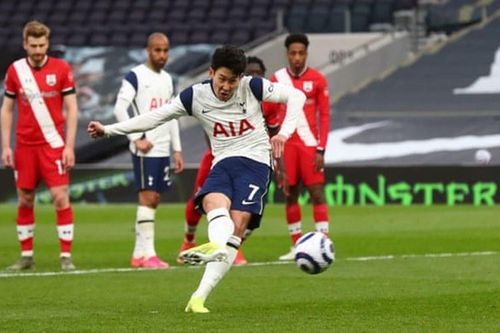 Thắng Southampton 2-1, Tottenham lại mơ về tốp 4
