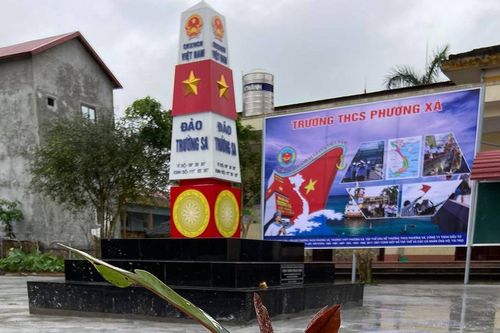 Phú Thọ xây 25 mô hình cột mốc Trường Sa tại các trường học