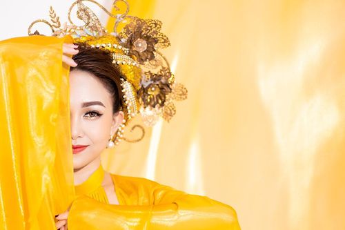Quách Mai Thy đưa xẩm vào MV mới