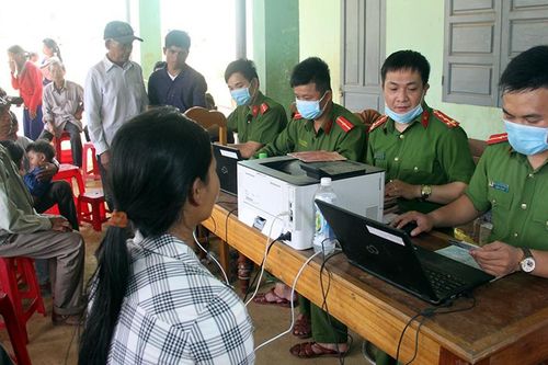 'Chiến dịch' cấp căn cước công dân: Quảng Nam phấn đấu về đích trong tốp đầu cả nước