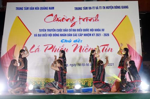 Đa dạng hóa các hình thức tuyên truyền bầu cử tại miền núi