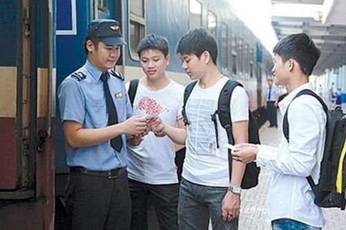 Đường sắt giảm 10% giá vé cho thí sinh đi thi và nhập học